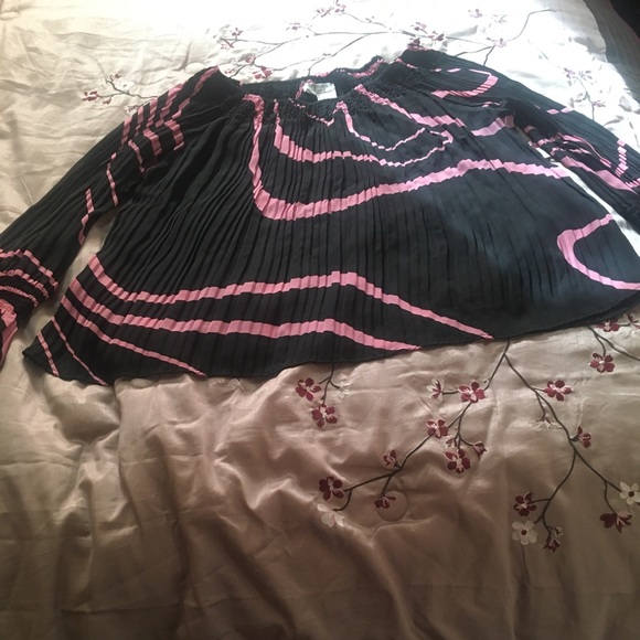 SOLD: Catherines Dress-U-II by Sharon Top - Picture 3 of 8